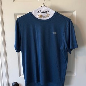 Men’s Northface athletic shirt